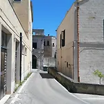 La Terra Dei Briganti מטרה